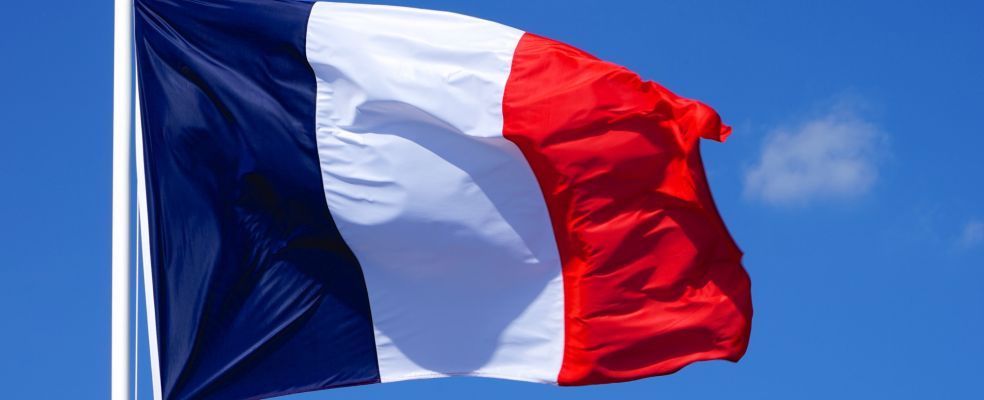 8 MAI